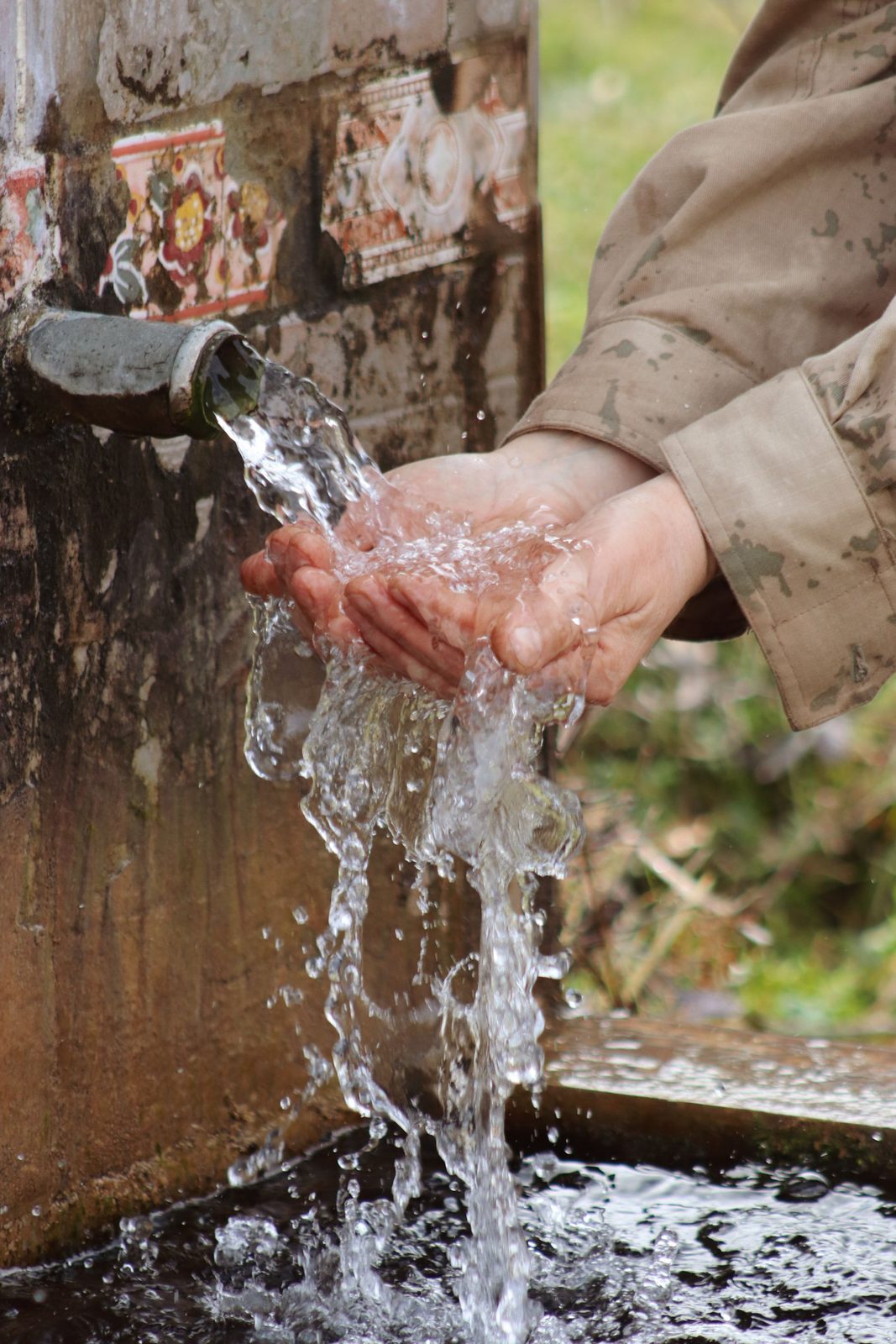 Pratiquer une activité sportive, se laver et boire de l'eau font du bien à la santé